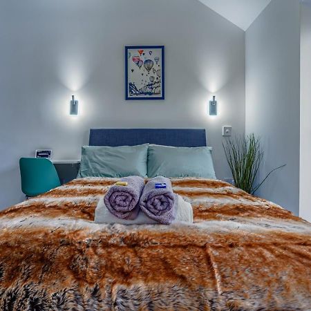 Balloon Residence: Modern Serviced Accomodation Bristol Exteriör bild