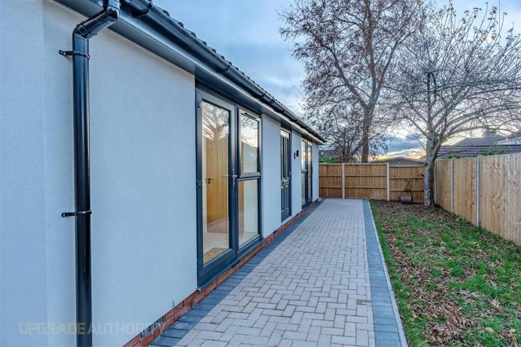 Balloon Residence: Modern Serviced Accomodation Bristol Exteriör bild